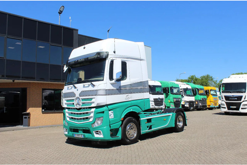 Mercedes-Benz Actros 1845 * EURO6 * 4X2 * 2 TANK * CHASSIS NOT 2018 * - Tractor unit: picture 1 Mercedes-Benz Actros 1845 * EURO6 * 4X2 * 2 TANK * CHASSIS NOT 2018 * - Tractor unit: picture 1