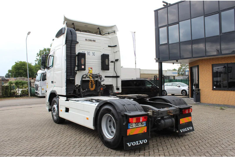 Volvo FH 13.500 * EURO5 * 2 TANK * 4X2 * chassi 2013 * top condition - Tractor unit: picture 3 Volvo FH 13.500 * EURO5 * 2 TANK * 4X2 * chassi 2013 * top condition - Tractor unit: picture 3