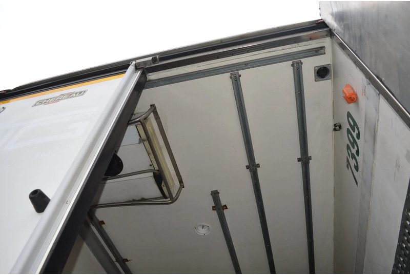 Refrigerator truck Volvo * EURO5 * CARRIER SUPRA 950MT * 4X2 *: picture 13