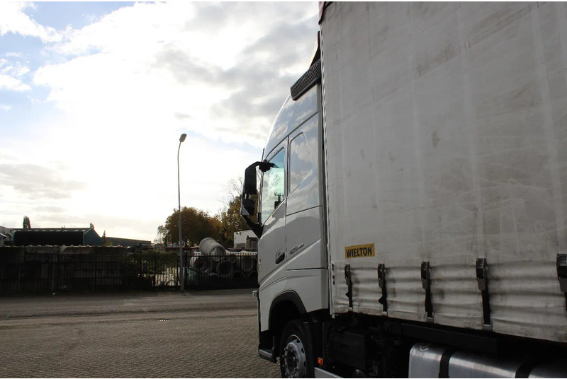 Curtainsider truck Volvo FH 420 * EURO5 * 6X2 * MANUAL *: picture 15