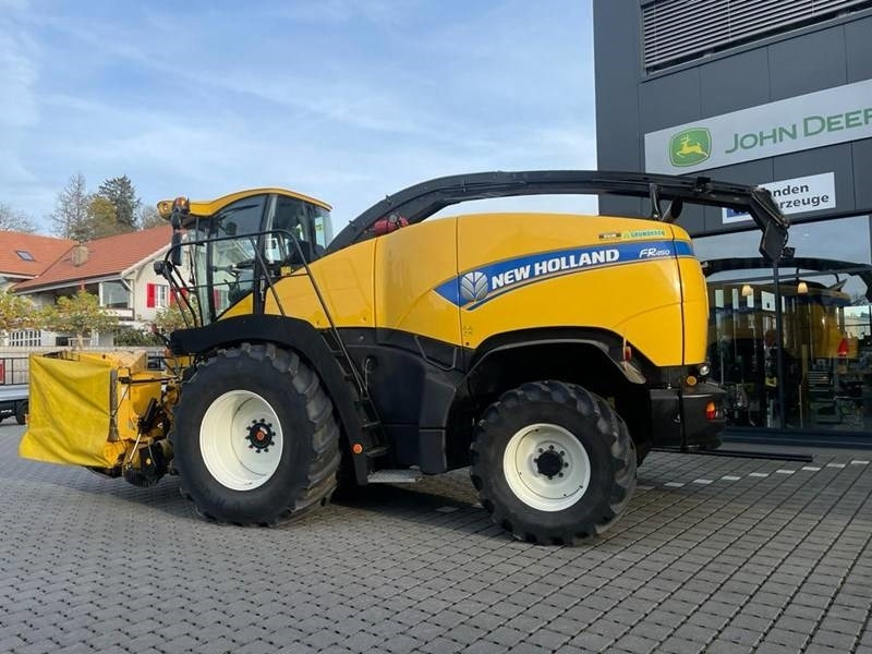 New Holland FR 450 - Forage harvester: picture 4 New Holland FR 450 - Forage harvester: picture 4