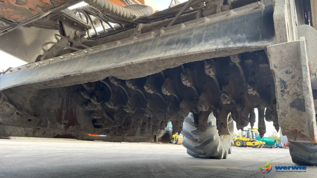 Asphalt machine Wirtgen WR2400: picture 16