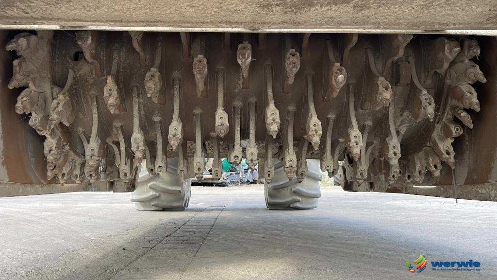 Asphalt machine Wirtgen WR2400: picture 15