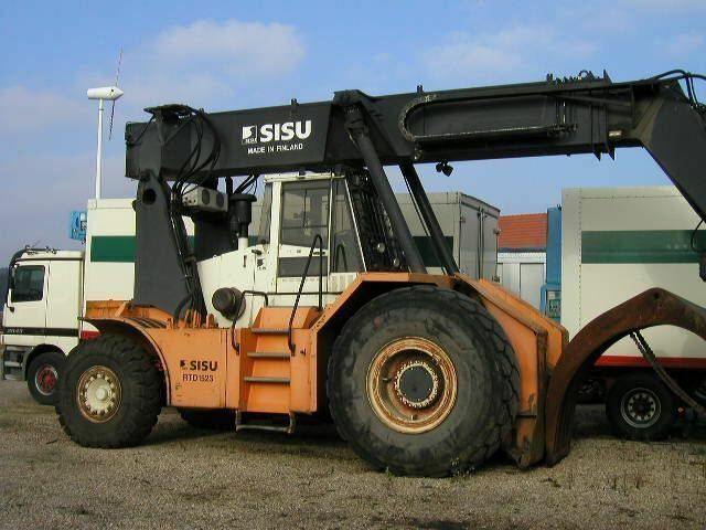 Kalmar SISU RTD1523 - Reach stacker: picture 3 Kalmar SISU RTD1523 - Reach stacker: picture 3