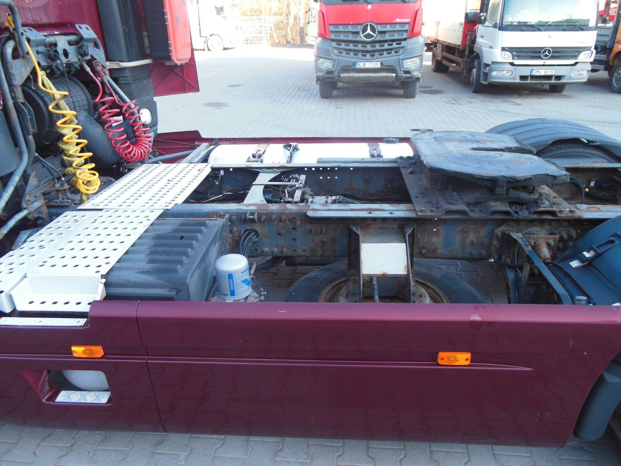 Tractor unit Renault PREMIUM 440.19 DXi: picture 8 Tractor unit Renault PREMIUM 440.19 DXi: picture 8