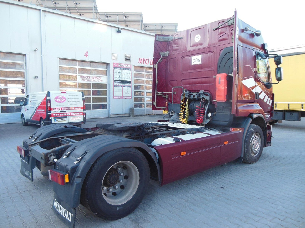 Renault PREMIUM 440.19 DXi - Tractor unit: picture 3 Renault PREMIUM 440.19 DXi - Tractor unit: picture 3