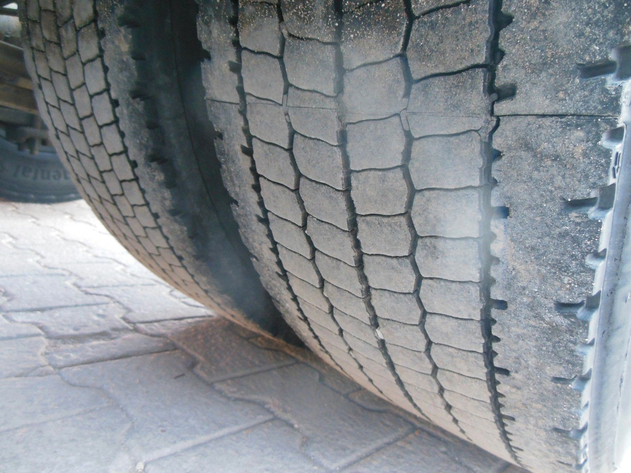 Tractor unit Renault PREMIUM 440.19 DXi: picture 7 Tractor unit Renault PREMIUM 440.19 DXi: picture 7