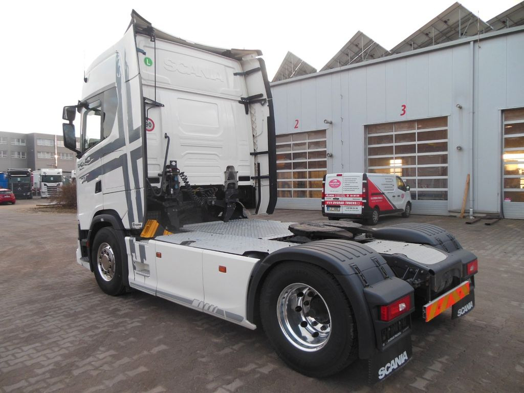 Scania S 500, RETARDER, STANDKLIMA, VOLLLUFT,ALU FELGEN Scania S 500, RETARDER, STANDKLIMA, VOLLLUFT,ALU FELGEN - Tractor unit: picture 4 Scania S 500, RETARDER, STANDKLIMA, VOLLLUFT,ALU FELGEN Scania S 500, RETARDER, STANDKLIMA, VOLLLUFT,ALU FELGEN - Tractor unit: picture 4