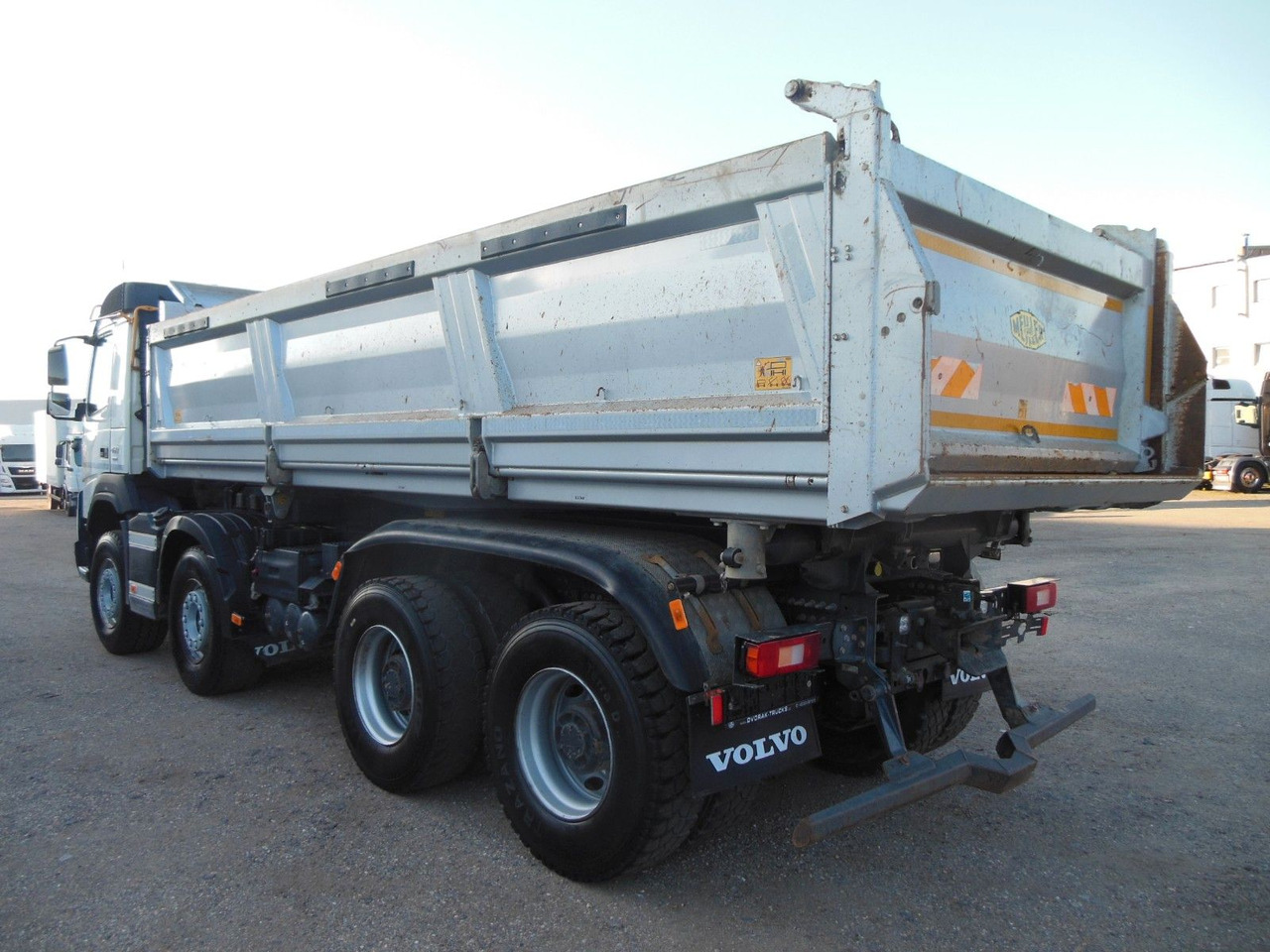 Volvo FMX 460, 8X4, MEILLER, BORDMATIC, AHK, HA-LUFT - Tipper: picture 4 Volvo FMX 460, 8X4, MEILLER, BORDMATIC, AHK, HA-LUFT - Tipper: picture 4
