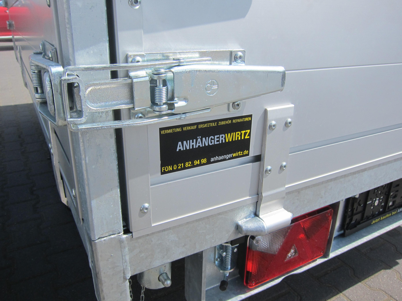 Anssems Kipper KSX 3000 Elektrisch 305x178x30cm Stahlboden niedrig Fahrgestell 3000kg online Aktion - Tipper trailer: picture 5 Anssems Kipper KSX 3000 Elektrisch 305x178x30cm Stahlboden niedrig Fahrgestell 3000kg online Aktion - Tipper trailer: picture 5