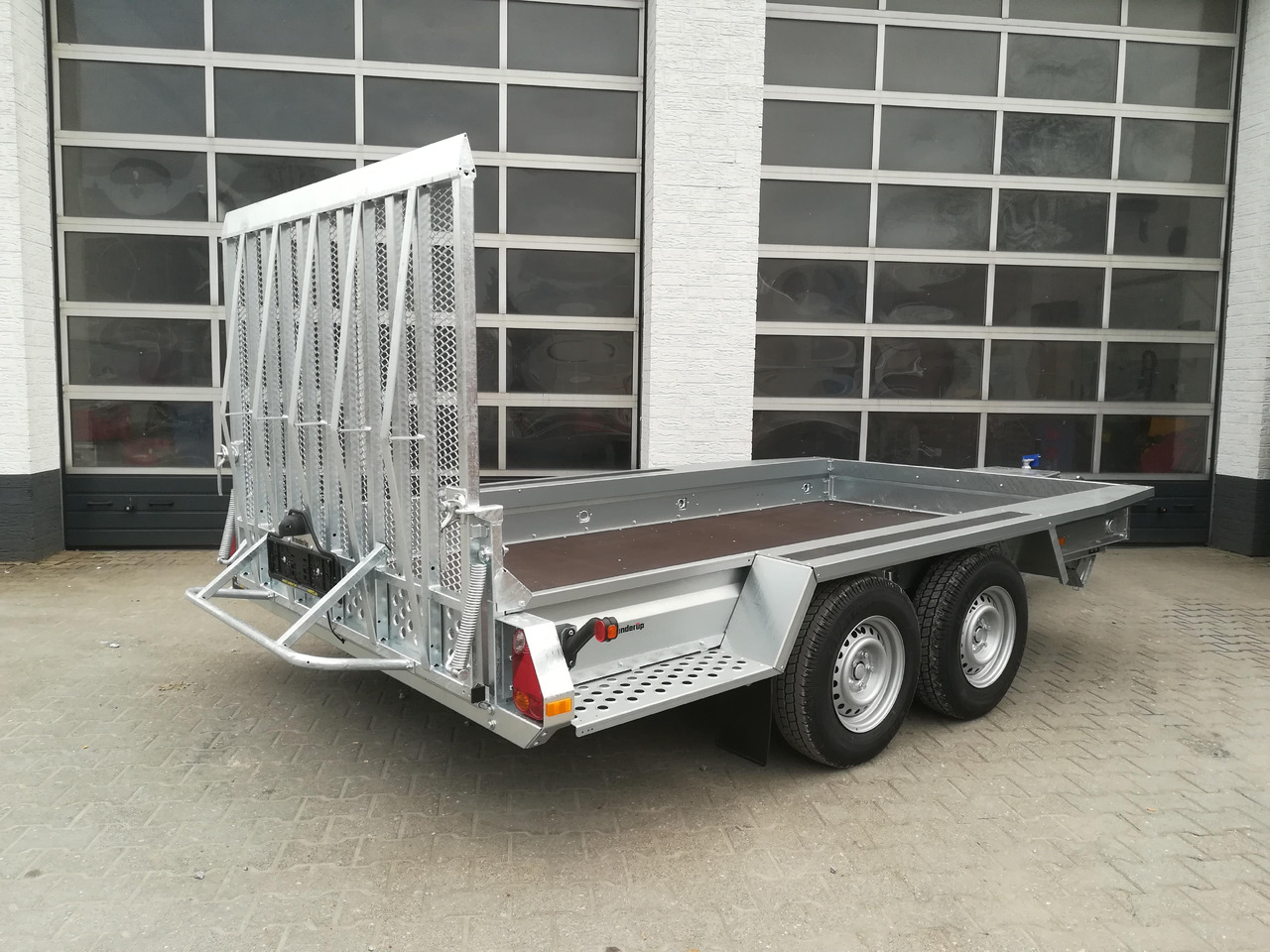 Brenderup MT 3651 MT3600 STB 3500 365x180x27cm Auffahrklappe Löffelablage (L) 3500kg Modell 2025 - Plant trailer: picture 4 Brenderup MT 3651 MT3600 STB 3500 365x180x27cm Auffahrklappe Löffelablage (L) 3500kg Modell 2025 - Plant trailer: picture 4