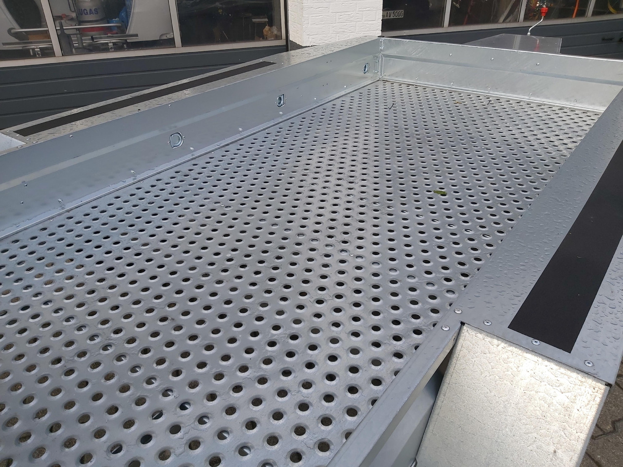 Brenderup Maschinentransporter MT 3080 STF 308x152x25cm Stahllochboden 3000kg - Plant trailer: picture 2 Brenderup Maschinentransporter MT 3080 STF 308x152x25cm Stahllochboden 3000kg - Plant trailer: picture 2