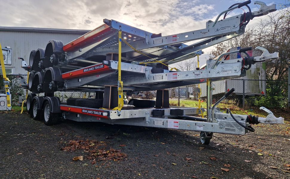 Brian James A4 Transporter 500x200cm redline 2600kg - Autotransporter trailer: picture 1 Brian James A4 Transporter 500x200cm redline 2600kg - Autotransporter trailer: picture 1