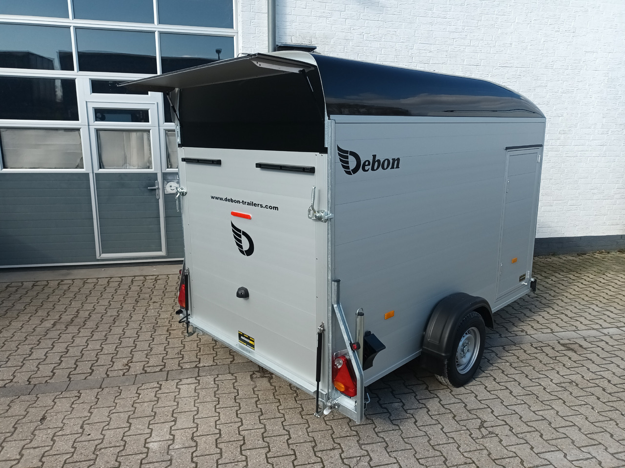 Cargo Roadster 400 312x164x184cm Alu Poly black Seitentür Aluboden 1300kg Pullman 100km/H - Closed box trailer: picture 4 Cargo Roadster 400 312x164x184cm Alu Poly black Seitentür Aluboden 1300kg Pullman 100km/H - Closed box trailer: picture 4
