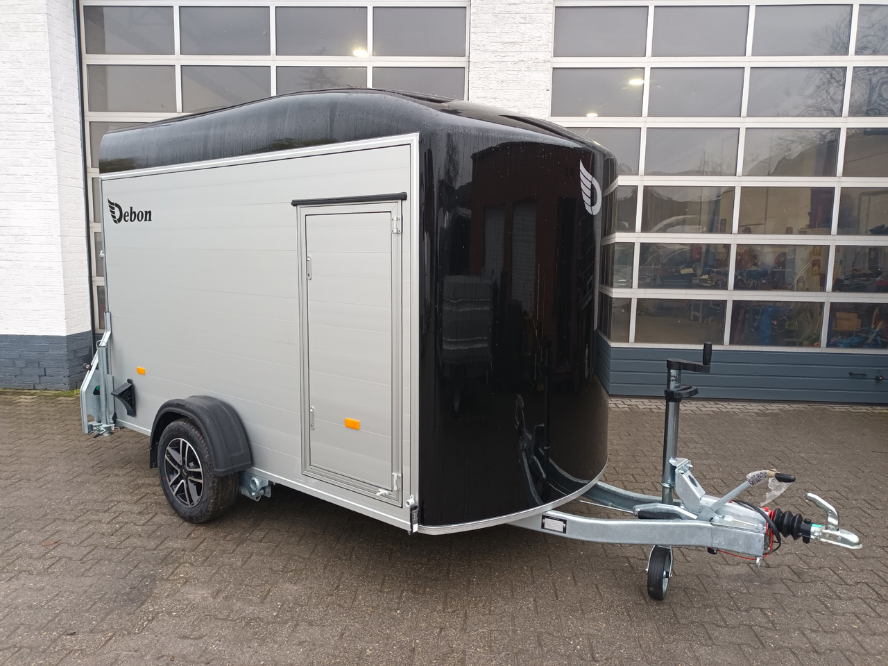Closed box trailer Cargo Roadster 400 312x164x184cm Alu Poly black Seitentür Alufelgen Aluboden 1300kg Pullman 100km/H: picture 8
