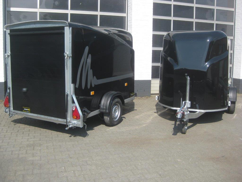 Debon Cargo 1300 300x152x168cm black aerodynamik Pullman II 100km/H 1300kg Modell 2024 - Closed box trailer: picture 3 Debon Cargo 1300 300x152x168cm black aerodynamik Pullman II 100km/H 1300kg Modell 2024 - Closed box trailer: picture 3