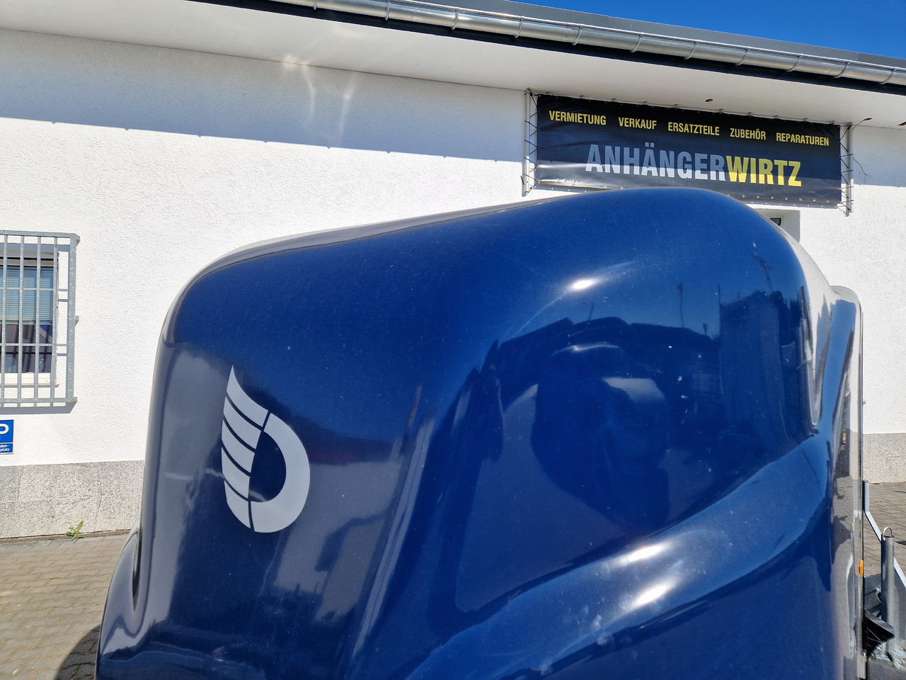 Debon Cargo 1300 300x152x168cm royal blau Seitentür 100km/H Pullman 1300kg - Closed box trailer: picture 5 Debon Cargo 1300 300x152x168cm royal blau Seitentür 100km/H Pullman 1300kg - Closed box trailer: picture 5