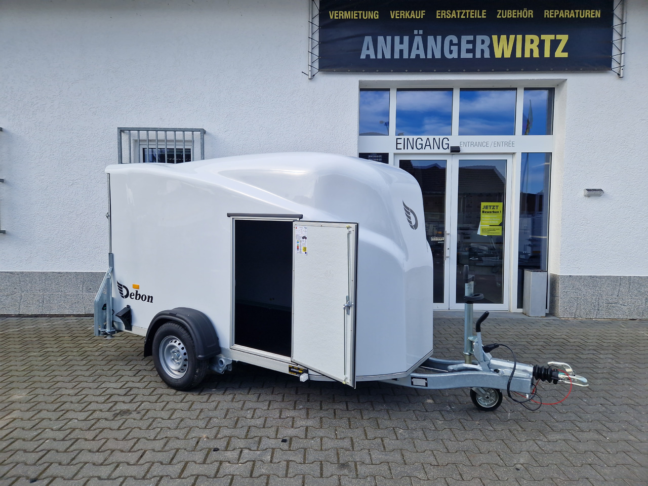 Debon Cargo 1300 300x152x168cm white Seitentür Pullman II 100km/H 1300kg Modell 2025 - Closed box trailer: picture 2 Debon Cargo 1300 300x152x168cm white Seitentür Pullman II 100km/H 1300kg Modell 2025 - Closed box trailer: picture 2