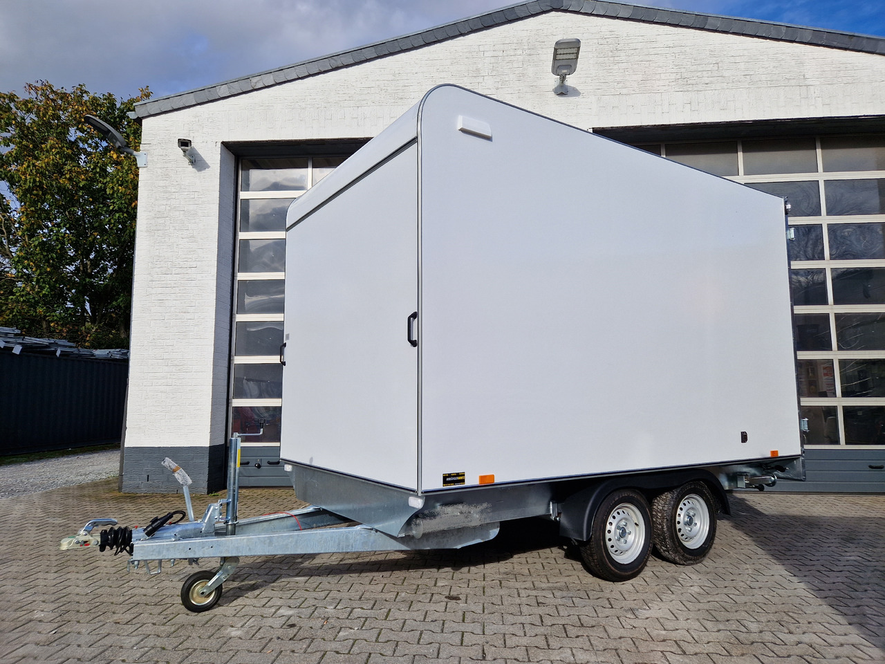 Closed box trailer Hochlader Koffer TFSP 360T.00 360x200x210cm aero Zurrsystem Seitentür 13" (L) 2700kg 100km/H: picture 8