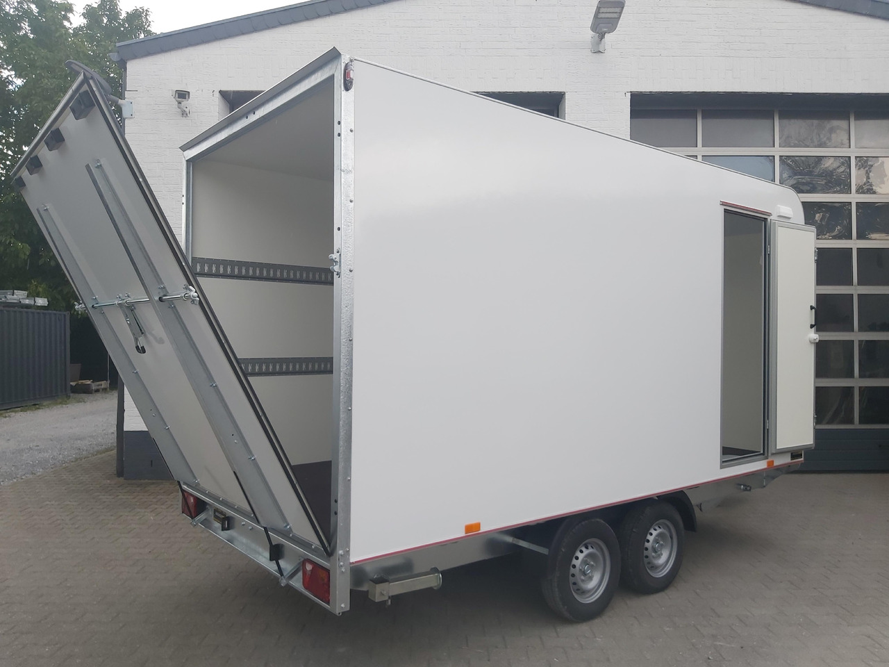 Closed box trailer Hochlader Koffer TFSP 420T.01 420x200x210cm aero Rampe Seitentür 230V IL 13" 100km/H 2700kg: picture 6