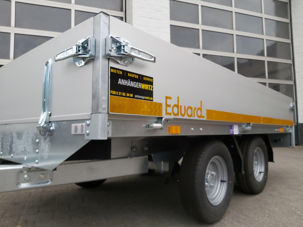 Hochlader light 2514 250x145x30cm Lfh: 56cm niedrig Fahrgestell 10" (S) 2000kg budget Aktion - Dropside/ Flatbed trailer: picture 2 Hochlader light 2514 250x145x30cm Lfh: 56cm niedrig Fahrgestell 10" (S) 2000kg budget Aktion - Dropside/ Flatbed trailer: picture 2