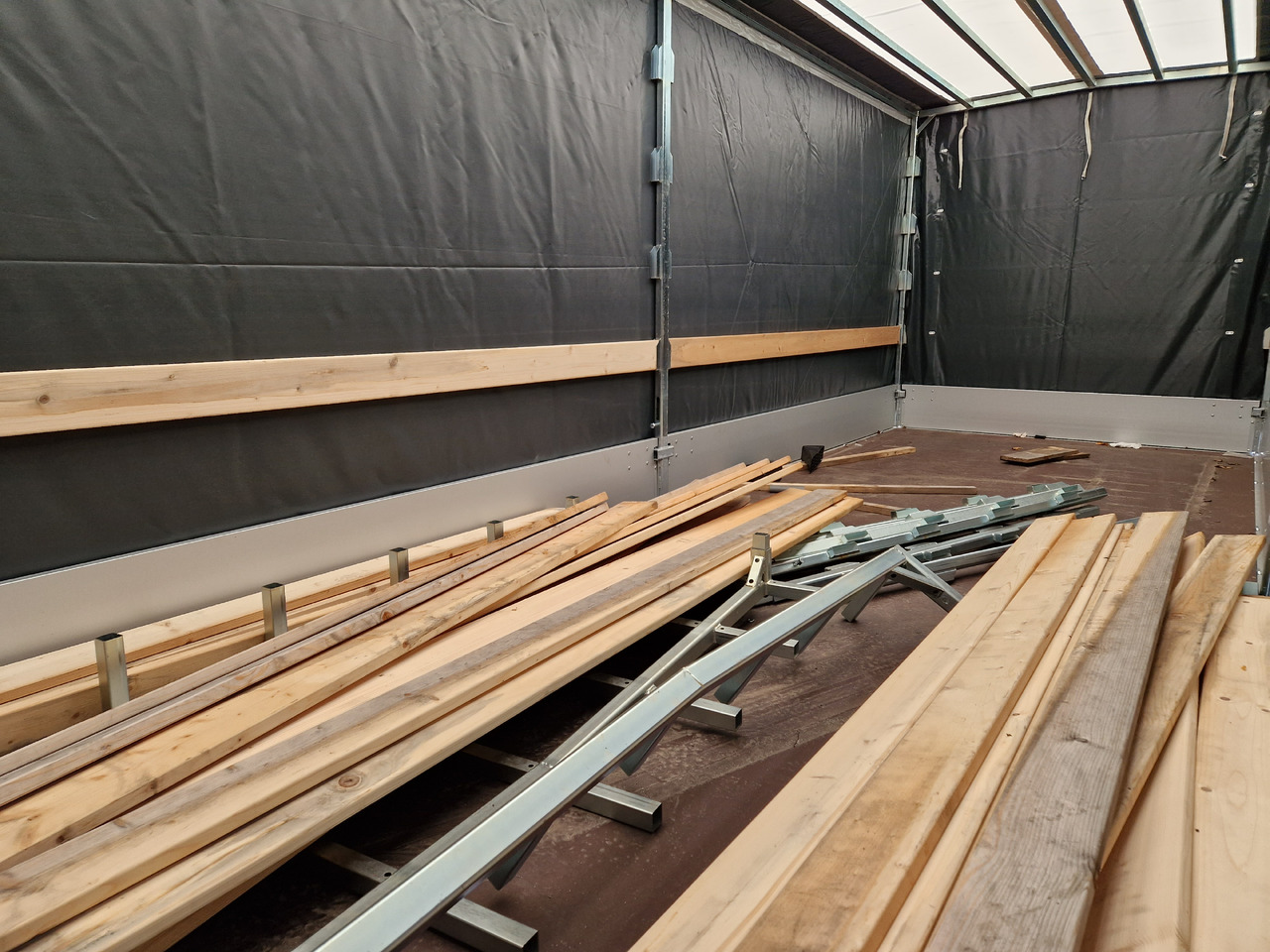 Curtainsider trailer MEDAX - 2 3000 611x203x210cm Hochplane 12" niedrig Fahrwerk 3000kg: picture 10