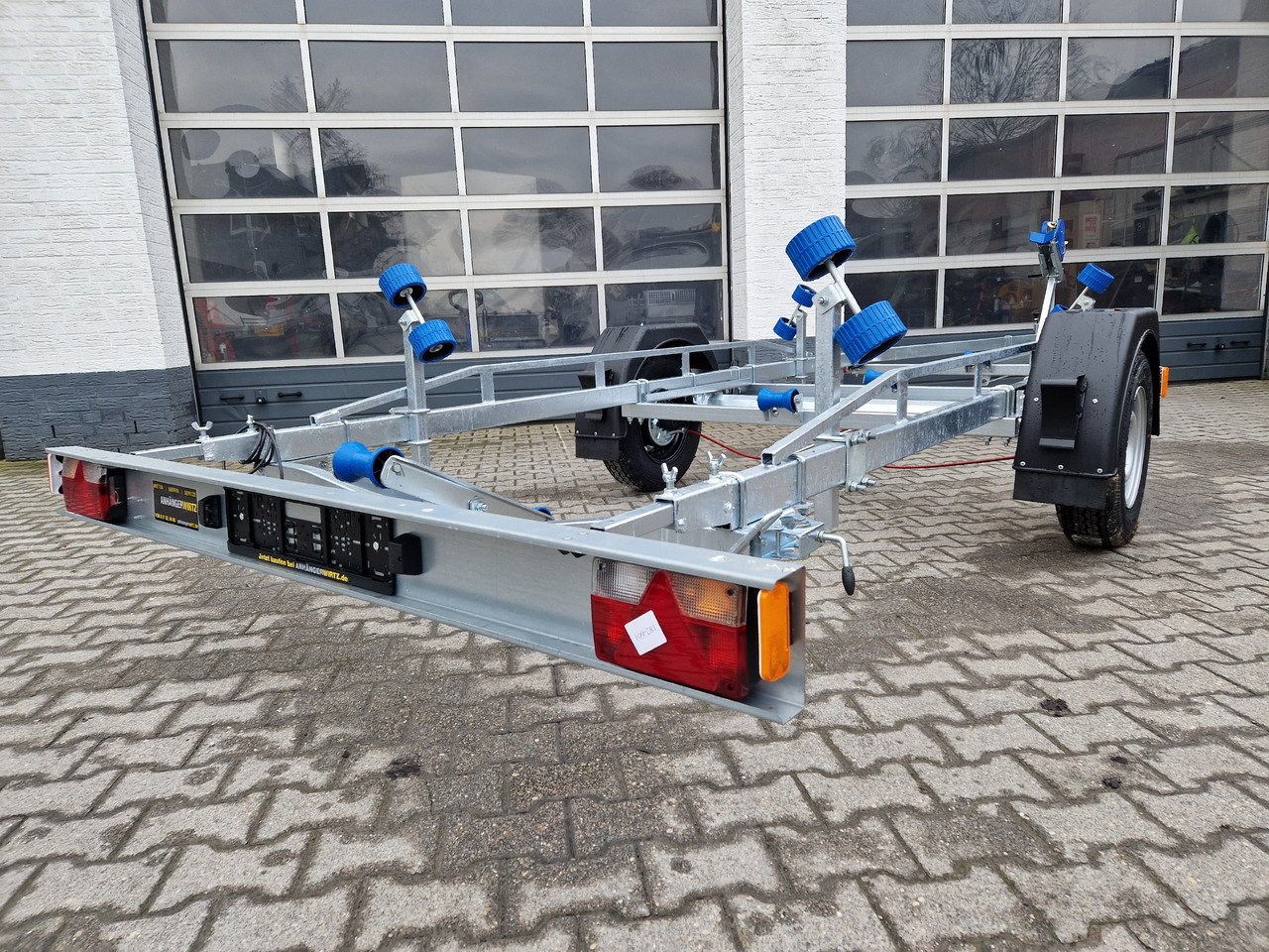 Boat trailer Neptun Bootstrailer Navy GN 231 1300 mit Winde 1300kg Modell 2024: picture 10