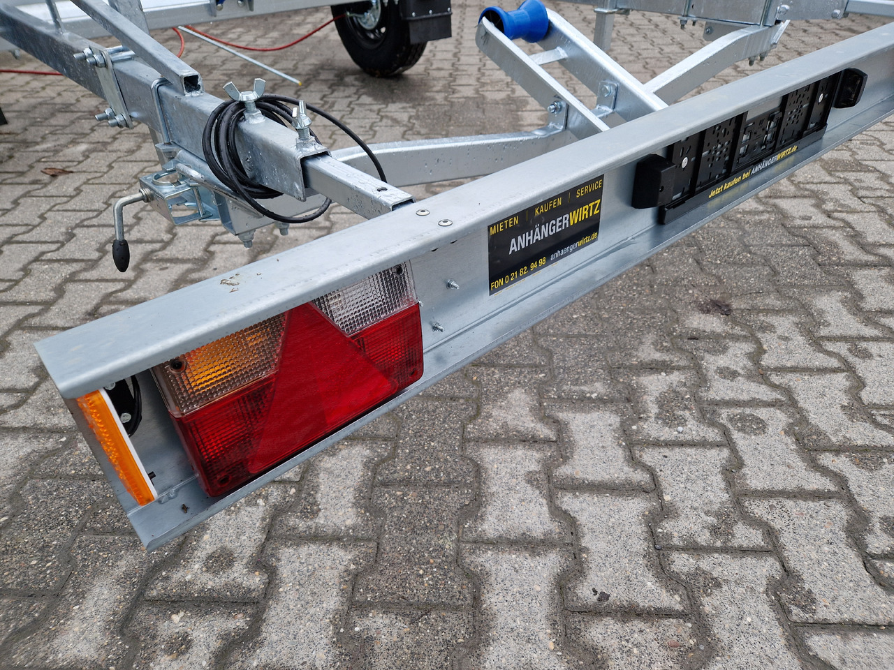 Boat trailer Neptun Bootstrailer Navy GN 231 1300 mit Winde 1300kg Modell 2024: picture 14