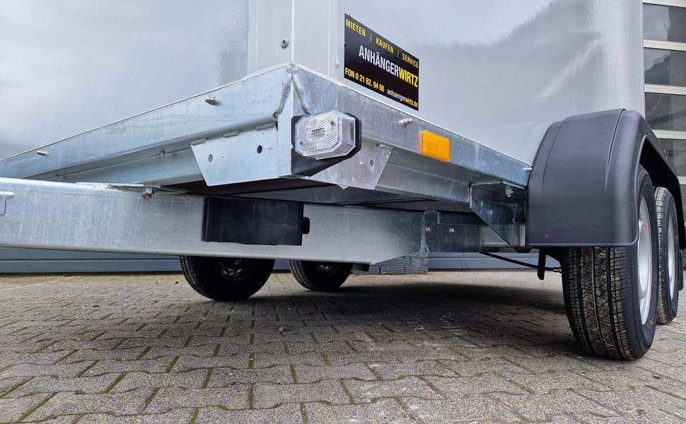 Saris Koffer GO 306 154 180 2000 2 306x154x200cm GFK grau (M) 2000kg - Closed box trailer: picture 1 Saris Koffer GO 306 154 180 2000 2 306x154x200cm GFK grau (M) 2000kg - Closed box trailer: picture 1