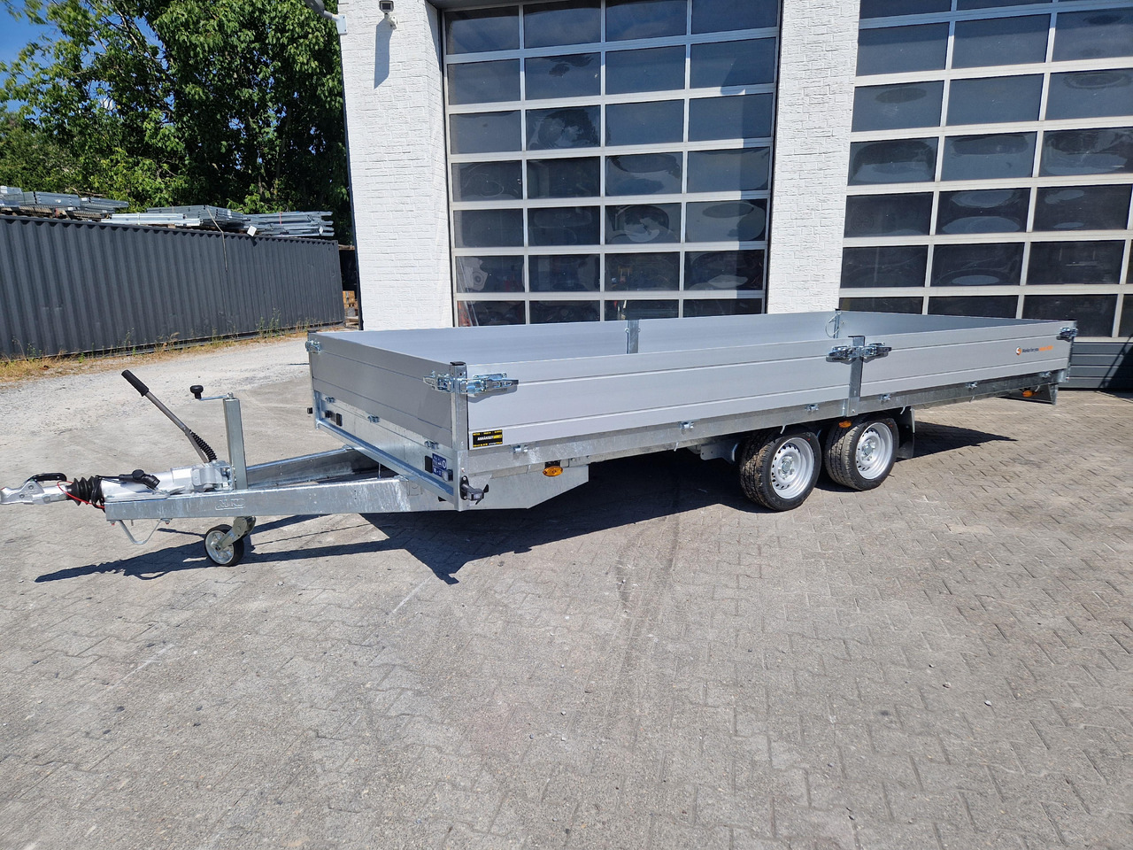 Saris PL HD 506 204 3500 2 506x204x35cm heavy duty LED Beleuchtung (XXL) Modell 2023 - Dropside/ Flatbed trailer: picture 1 Saris PL HD 506 204 3500 2 506x204x35cm heavy duty LED Beleuchtung (XXL) Modell 2023 - Dropside/ Flatbed trailer: picture 1