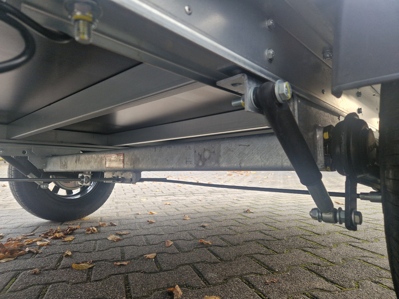 Motorcycle trailer Variant C1315 C2 Edition black 258x148x157cm Alufelgen Heckrampe 1350kg 100km/H black deal: picture 17