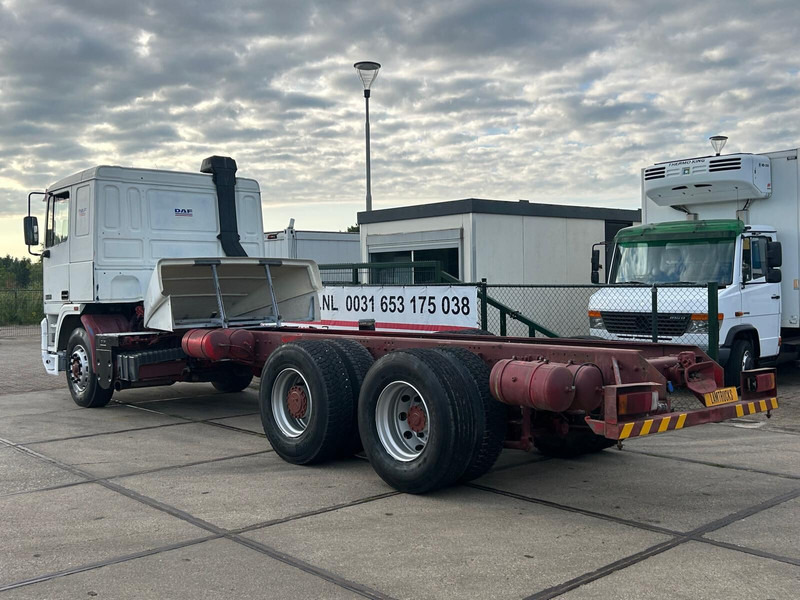 DAF 95.400 - Cab chassis truck: picture 3 DAF 95.400 - Cab chassis truck: picture 3
