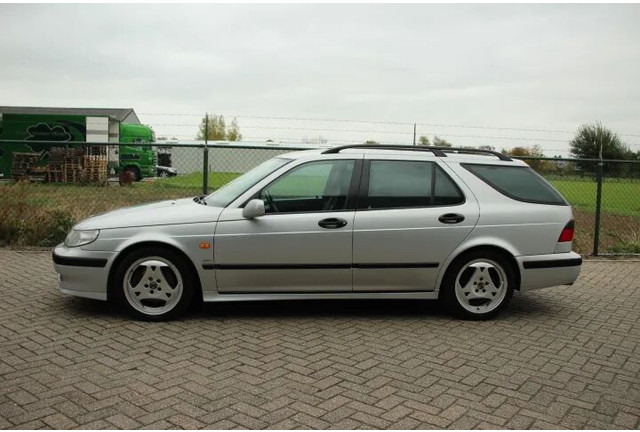 Saab 9-5 Estate 2.3 TURBO S Aero - Car: picture 2 Saab 9-5 Estate 2.3 TURBO S Aero - Car: picture 2