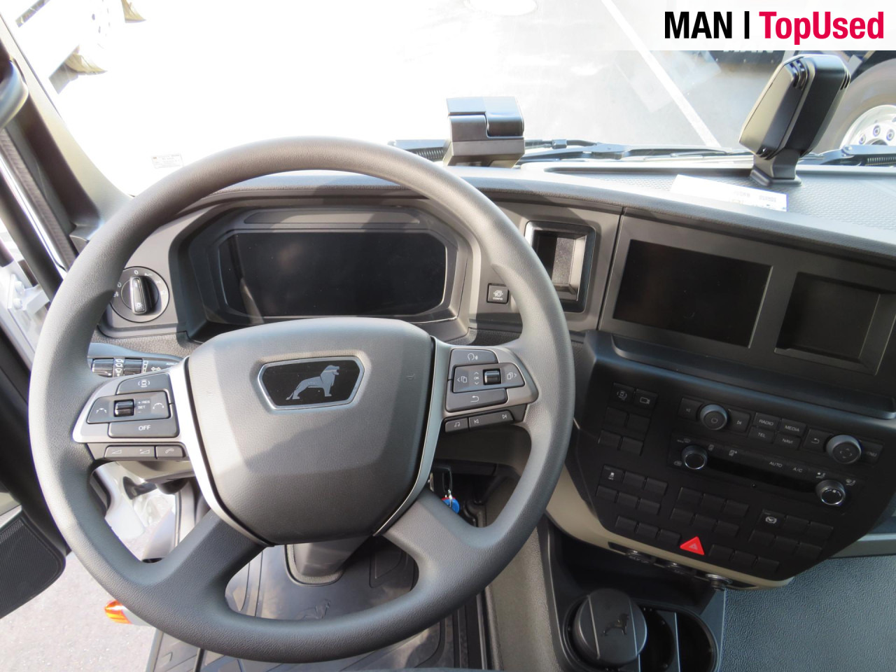 MAN TGL 12.220 4x2 BL CH JUNGE Koffer DHOLLANDIA LBW - Box truck: picture 5 MAN TGL 12.220 4x2 BL CH JUNGE Koffer DHOLLANDIA LBW - Box truck: picture 5