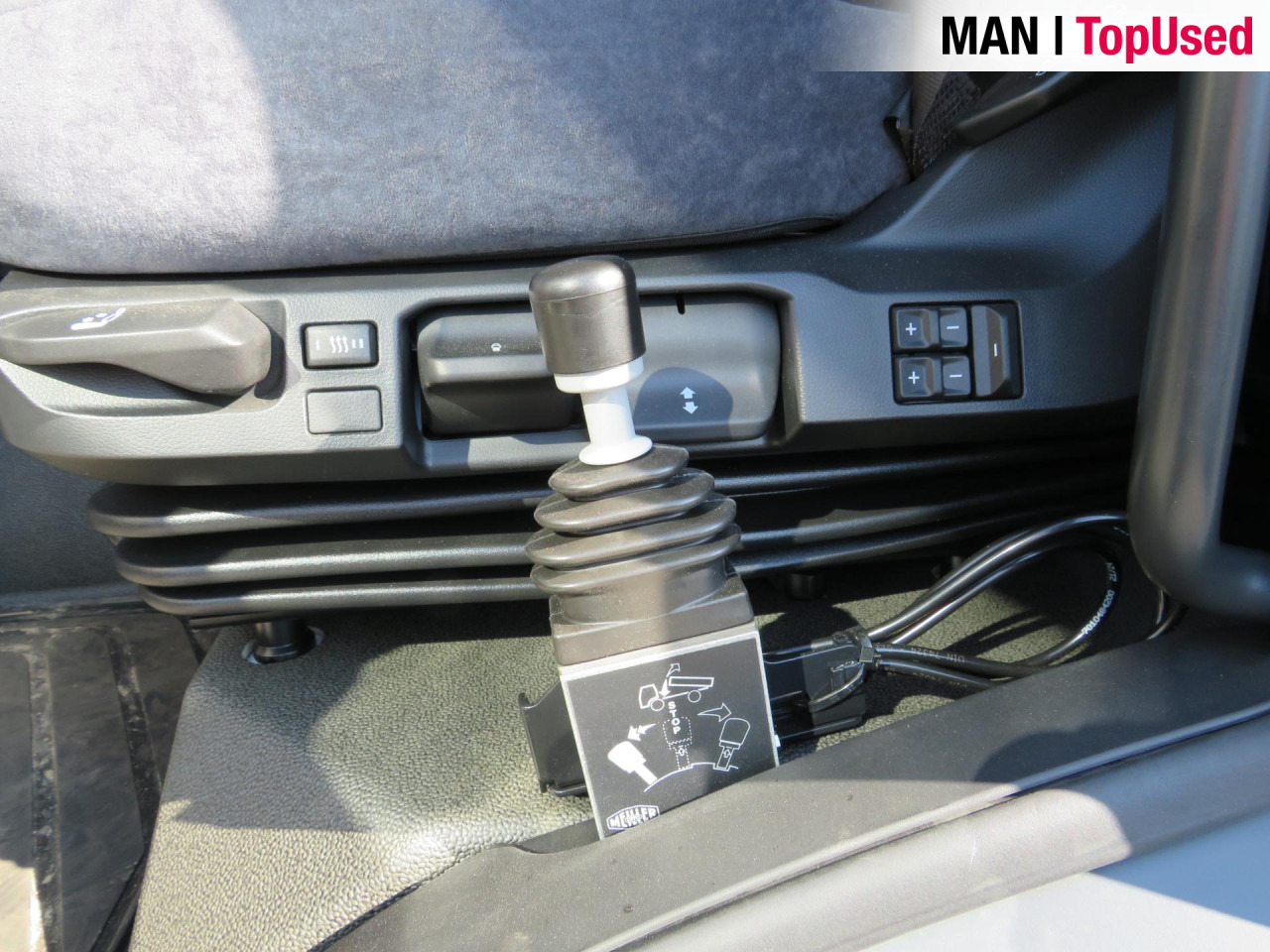 MAN TGS 41.480 8x4 BB CH Schmitz Muldenkipper Retarder - Tipper: picture 4 MAN TGS 41.480 8x4 BB CH Schmitz Muldenkipper Retarder - Tipper: picture 4