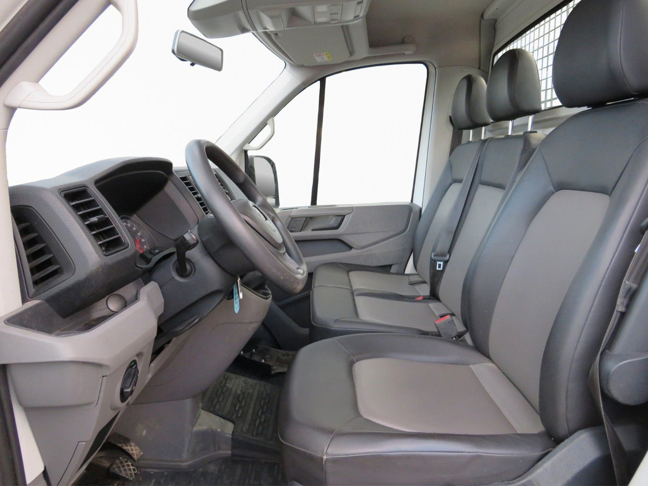 Flatbed van Volkswagen Crafter 35 L4 EK Pritsche Lang: picture 9