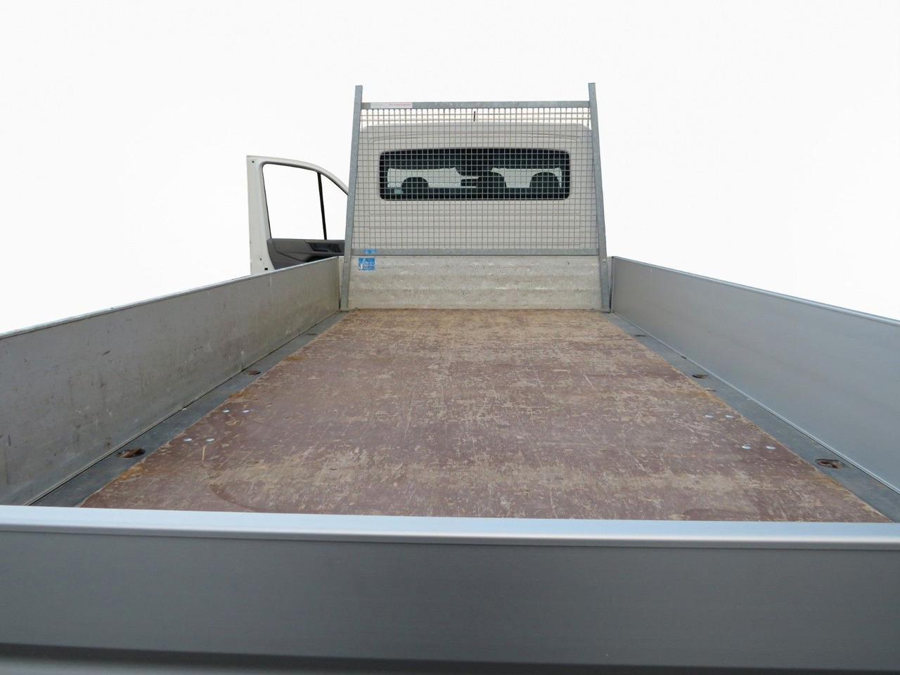 Flatbed van Volkswagen Crafter 35 L4 EK Pritsche Lang: picture 12