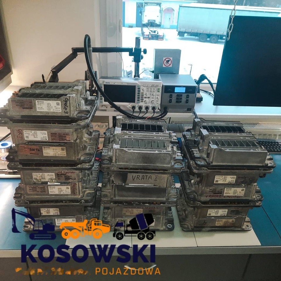 DOOSAN DL420 - ECU for Crawler excavator: picture 3 DOOSAN DL420 - ECU for Crawler excavator: picture 3