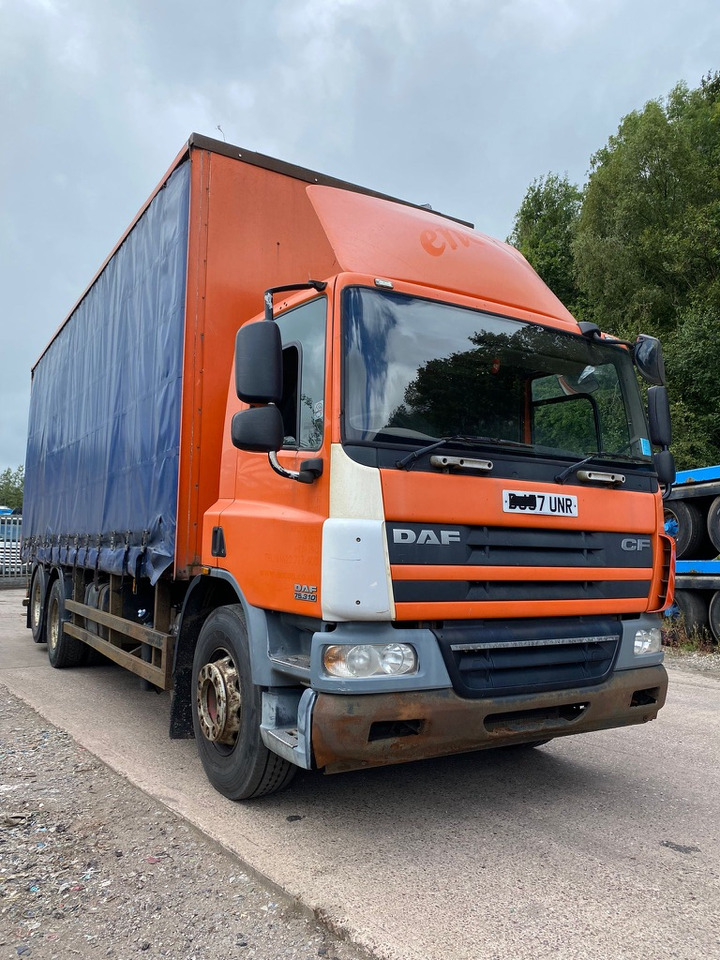 Daf 75 CF 310 6X2 Curtain side - Curtainsider truck: picture 2 Daf 75 CF 310 6X2 Curtain side - Curtainsider truck: picture 2
