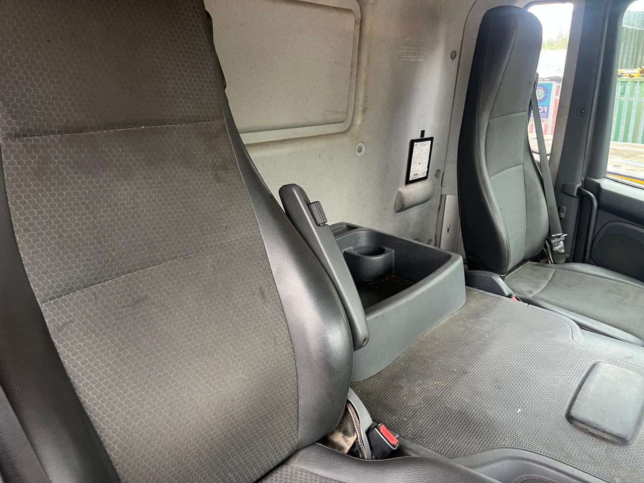 Scania P280 - Dropside/ Flatbed truck: picture 5 Scania P280 - Dropside/ Flatbed truck: picture 5