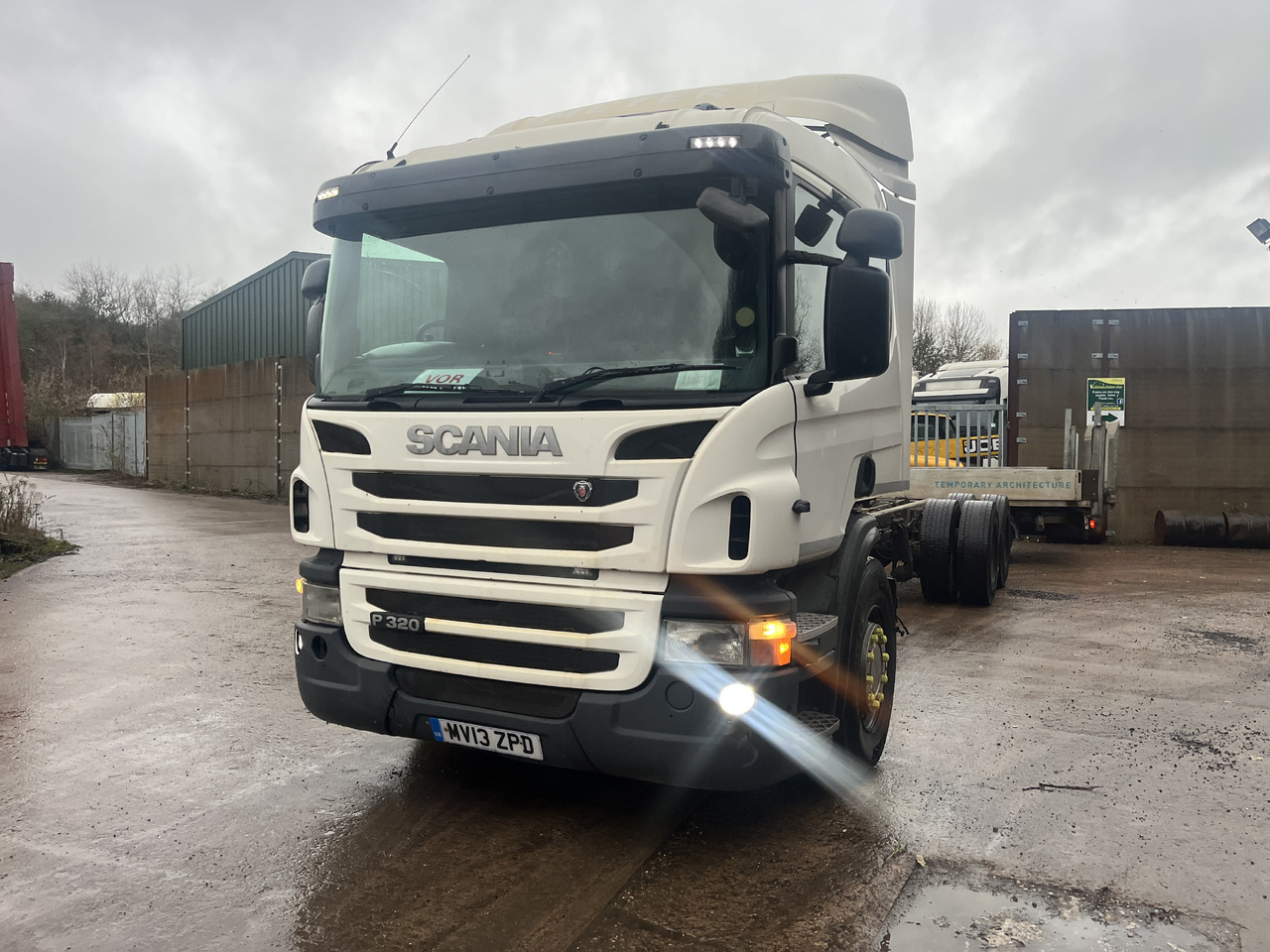 Scania P320 6x2 Chassis Cab - Cab chassis truck: picture 1 Scania P320 6x2 Chassis Cab - Cab chassis truck: picture 1