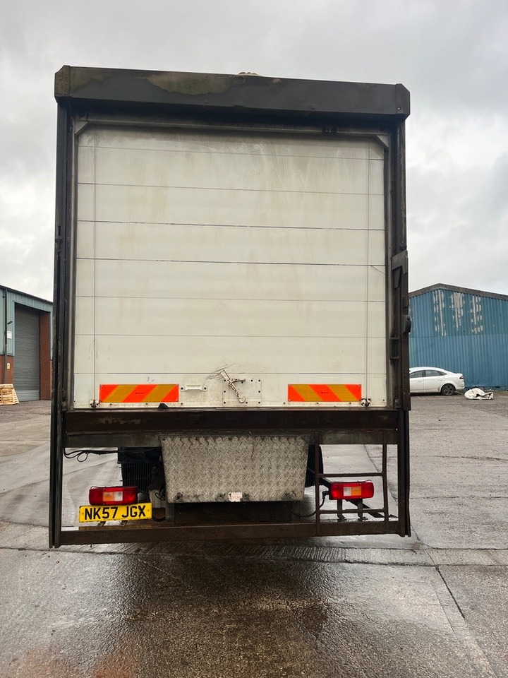 Volvo FM9 300 Euro 4 - Box van: picture 4 Volvo FM9 300 Euro 4 - Box van: picture 4