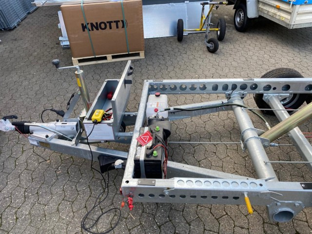 Brian James Cargo Tipper Heckkipper 3-achs, 526-3620-35-3-12, 3600 x 2000 x 300 mm, 3,5 to. - Tipper trailer: picture 5 Brian James Cargo Tipper Heckkipper 3-achs, 526-3620-35-3-12, 3600 x 2000 x 300 mm, 3,5 to. - Tipper trailer: picture 5