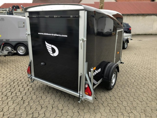 Cheval Liberte Debon Cargo 2 Poly + Türe schwarz Aluräder 1300 kg, 100 km/h, 300x155x168cm - Closed box trailer: picture 5 Cheval Liberte Debon Cargo 2 Poly + Türe schwarz Aluräder 1300 kg, 100 km/h, 300x155x168cm - Closed box trailer: picture 5