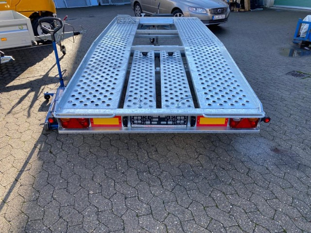 New Autotransporter trailer Gala BGG Taurus 3818 3800 x 1750 mm, 100 km/h, 1-Achs: picture 6