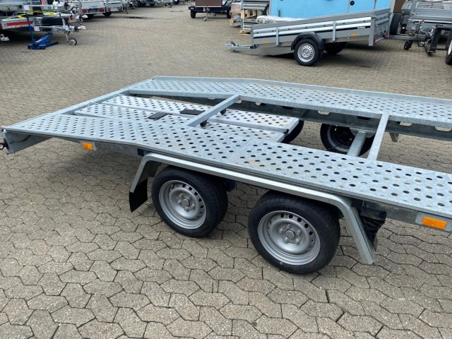 Gala BGG Taurus 5035SL 5050 x 2050 mm, 3,5 to. ZG, 2-Achs - Autotransporter trailer: picture 4 Gala BGG Taurus 5035SL 5050 x 2050 mm, 3,5 to. ZG, 2-Achs - Autotransporter trailer: picture 4