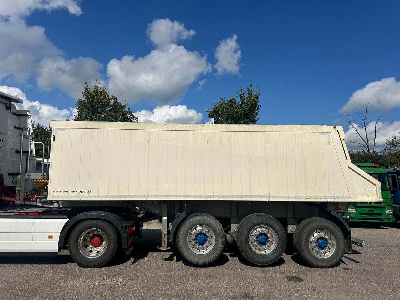 LANGENDORF SKA 24/34 - Tipper semi-trailer: picture 4 LANGENDORF SKA 24/34 - Tipper semi-trailer: picture 4