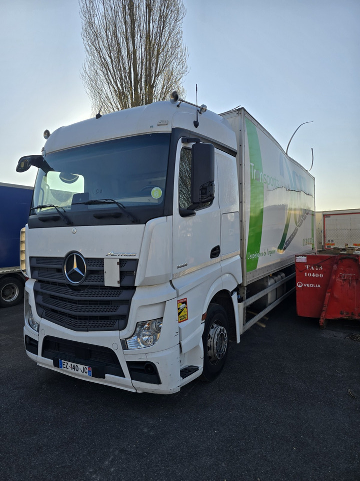 MERCEDES-BENZ 1833 - Box truck: picture 1 MERCEDES-BENZ 1833 - Box truck: picture 1