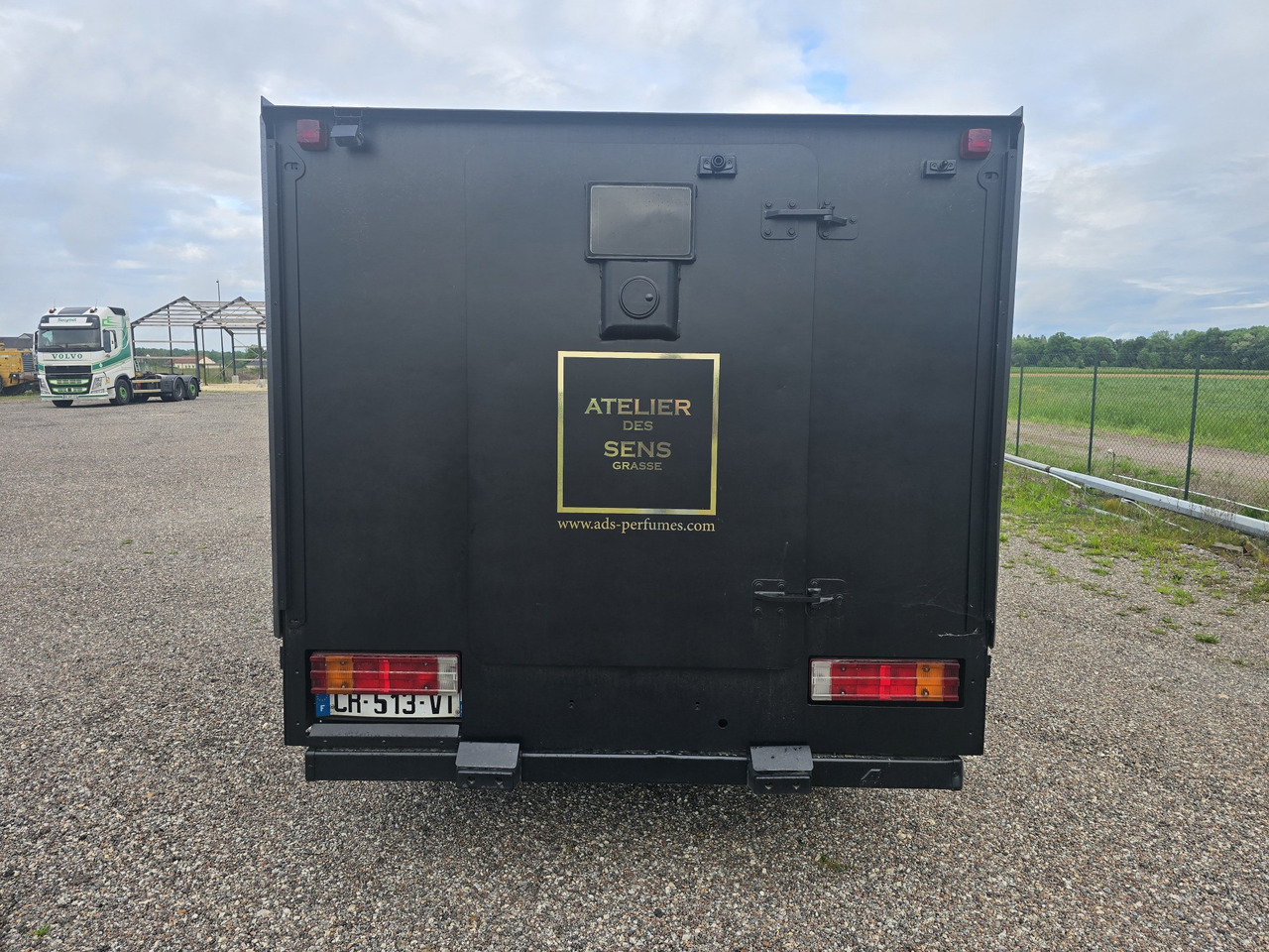 Mercedes Vario 816 - Cash in transit vehicle: picture 5 Mercedes Vario 816 - Cash in transit vehicle: picture 5