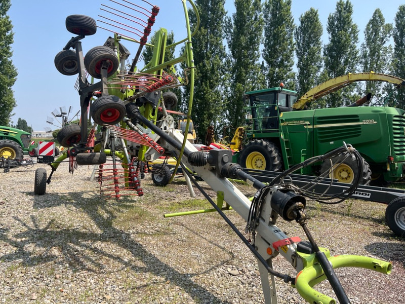 Claas Liner 1650 Twin - Tedder/ Rake: picture 2 Claas Liner 1650 Twin - Tedder/ Rake: picture 2